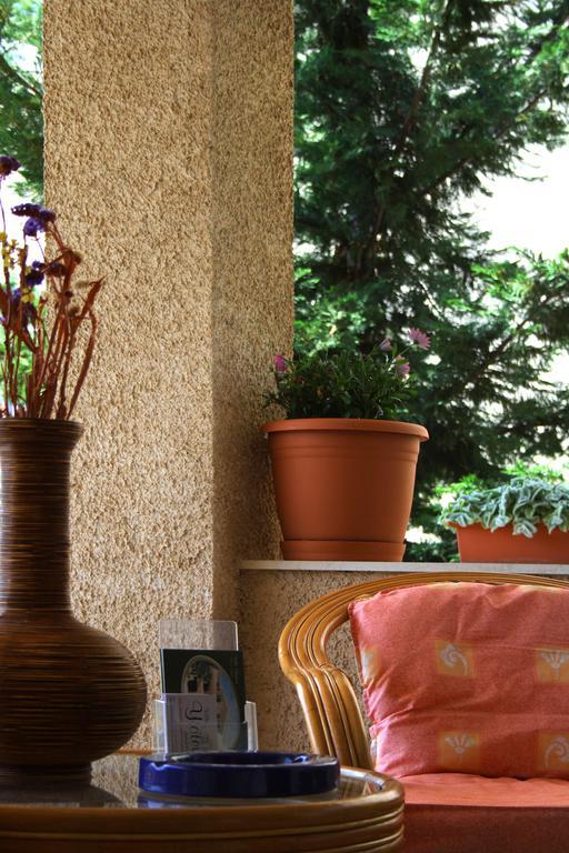 Villa Yiotevi Poros Town Екстериор снимка